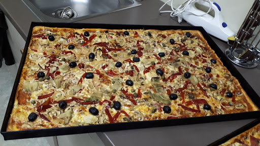 Photo 2 - Calabria Pizza