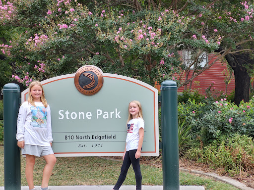 Stone Park - Visual