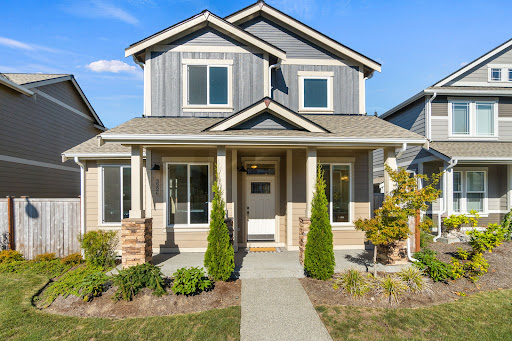 Miranda Bogart, Realtor - eXp Realty - Thumbnail