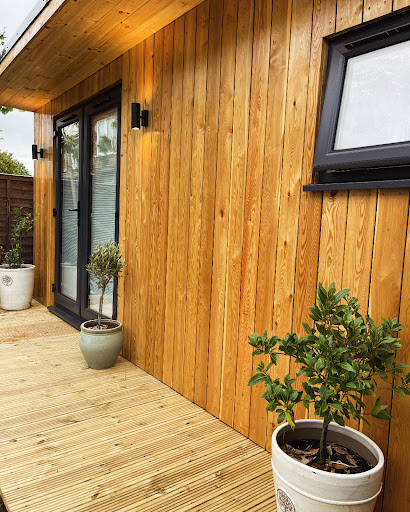 Olive Lodge - Beauty By April