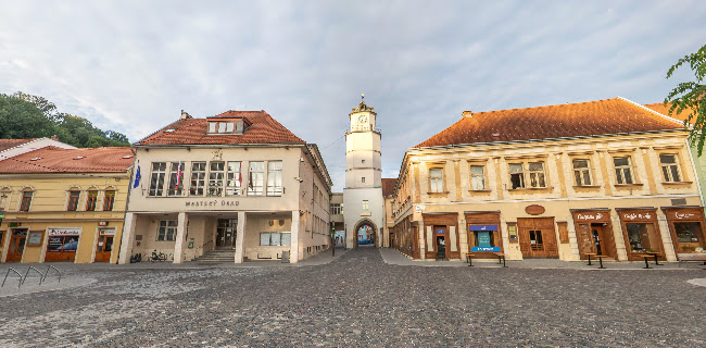 Piaristické gymnázium Jozefa Braneckého - Trenčín