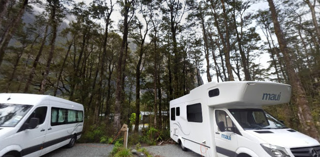 Reviews of Milford Sound Lodge - Premium Chalets in Invercargill - Restaurant