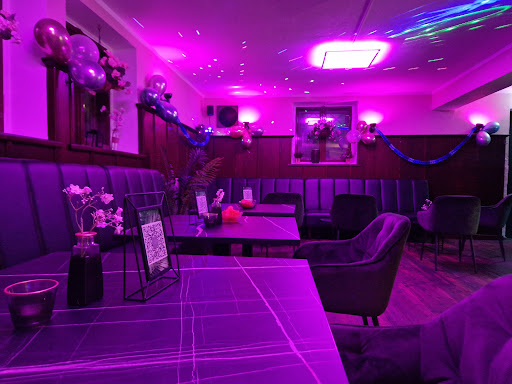 Oso's Bar - Visual