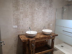 Photo n°35 de Ambiance Carrelage Nîmes Milhaud à Milhaud (Magasin de carrelage)