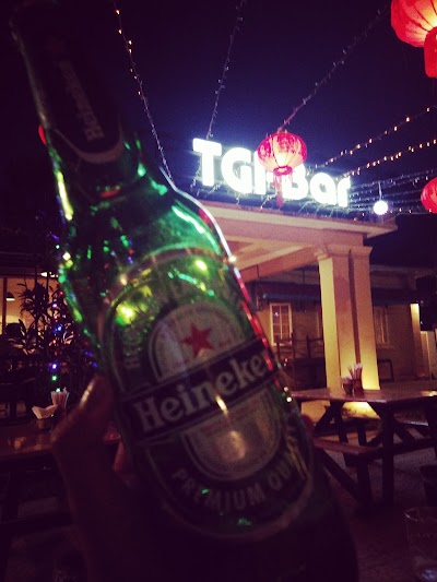 Photos of TGI-Bar