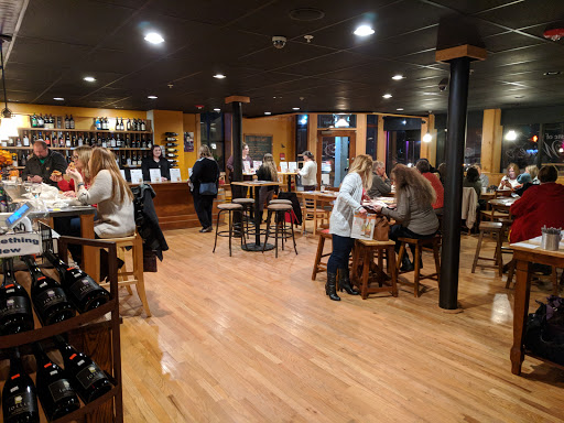 Jayne's On Main Gallery - United States