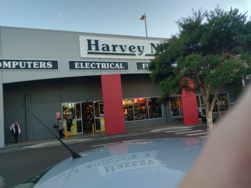 Homemaker Lake Haven