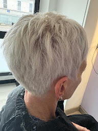 Photo n°6 de JB Création Ateliers à Nancy (Salon de coiffure)