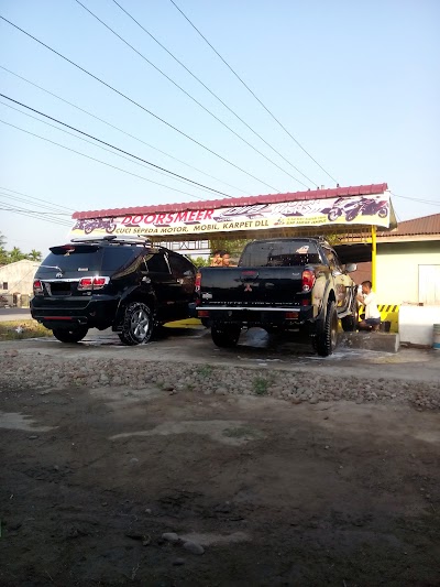 Photos of Diva Stabat Carwash