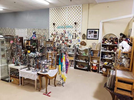 Antique Mall Treasure Hunt Gallery - United States