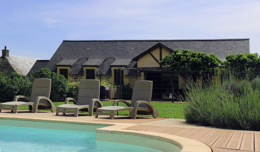 Photo de La Grange de Langlade: Gîte et Chambre d'hôtes, avec piscine et spa en campagne, Gîte de groupe en Dordogne, Périgord Noir à Proissans (24200)