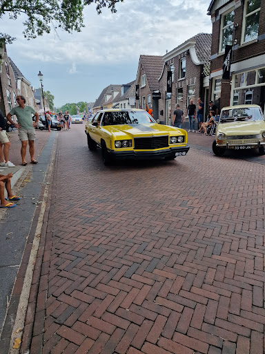 Kapsalon Van Den Berg - Thumbnail