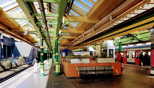 South Kensington Station