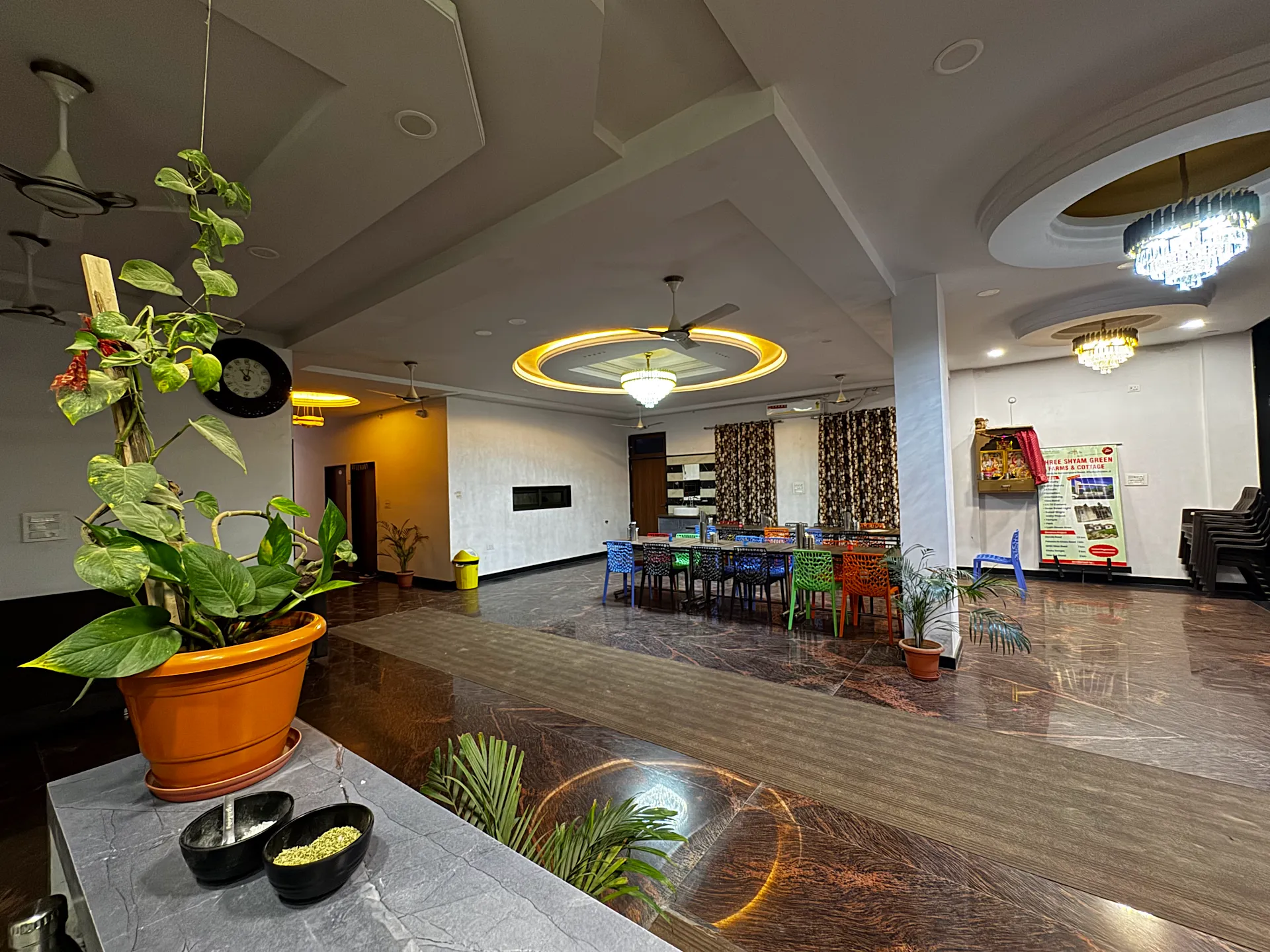 Shree radhe mohan hotel and Resort