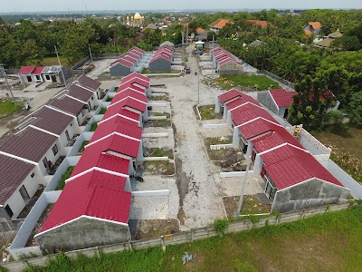 Photos of Jade Hamlet Blok J-31