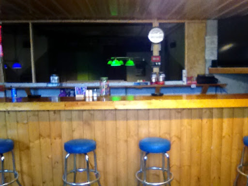 E M C's Bar & Lounge - Thumbnail
