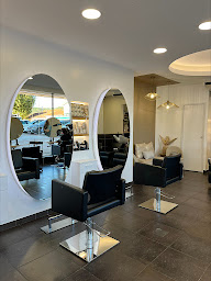 Photo n°2 de Francoise B Coiffure à La Grand-Croix (Salon de coiffure)