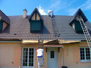 Photo n°15 de S.P.R.B.M - Peinture bâtiment à Ambrumesnil (Service de pose de parquet)