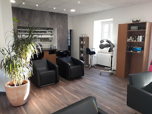 Photo n°1 de Nathalie Sorton Coiffure à Argentat-sur-Dordogne (Salon de coiffure)