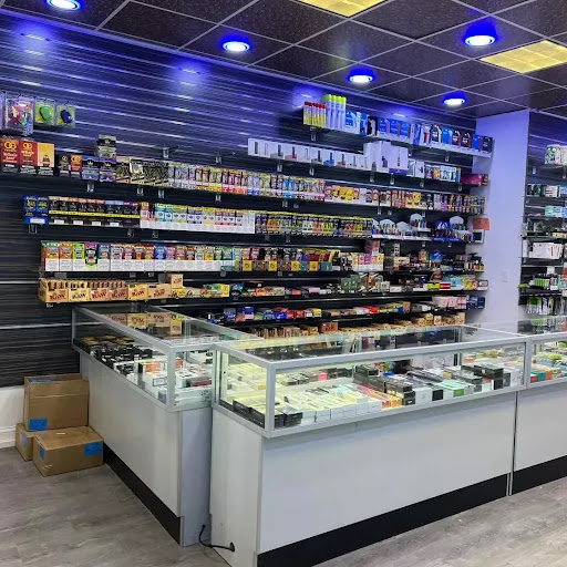 Rare Clouds Smoke Shop & Convenience Store Gallery - United States