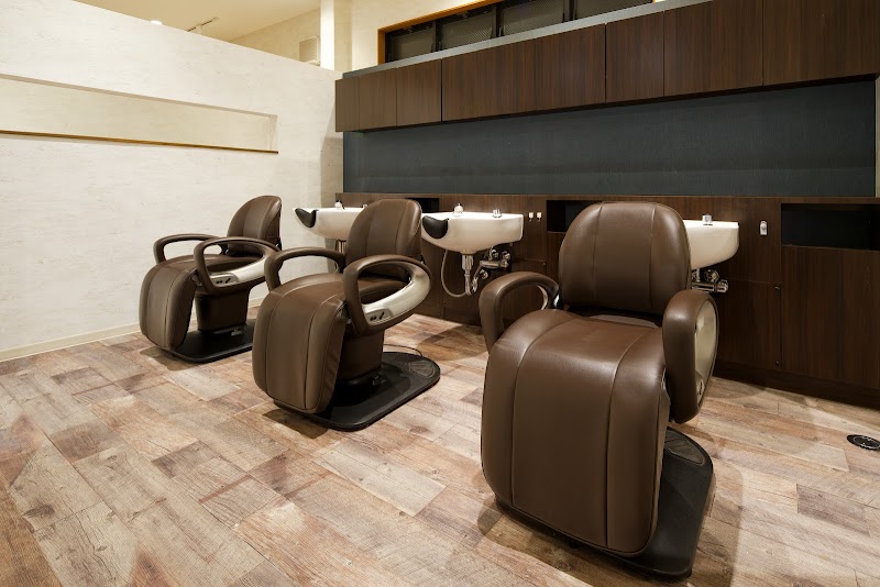 アイニー(Ai-ney)豊川千歳通店