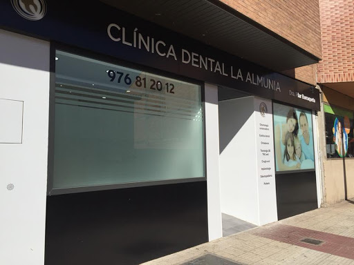 Clinica Dental la Almunia de doña Godina Dra.Pilar Barraqueta