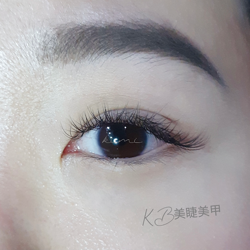 KB 美睫美甲評價、價格、網友推薦資訊 - 專業美甲與舒適環境
