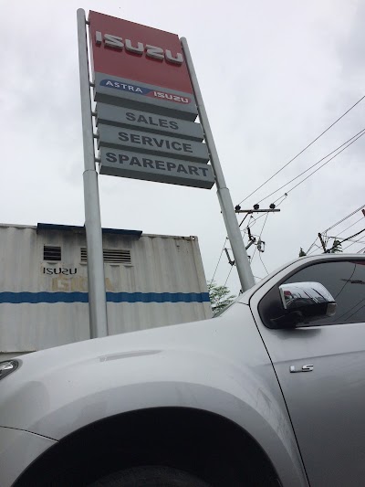 Photos of PT. Astra International Tbk - Isuzu Makassar