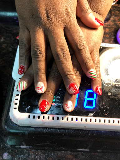 Louisville Nails and Spa - Thumbnail
