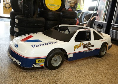 Photos of Phil's Auto & Tire Service Inc.