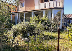 Photo n°1 de La maison bleue de Doudou à Castéra-Verduzan (Gîte)