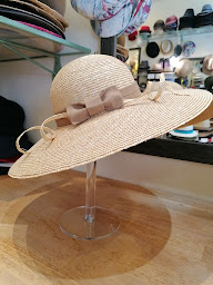 Photo n°34 de MARIE CHAPEAUX à Beauvais (Boutique d'accessoires de mode)
