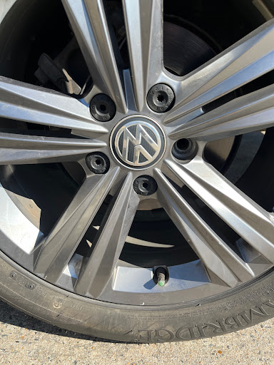 MACUIL AUTO - Tire & Service Center - Thumbnail