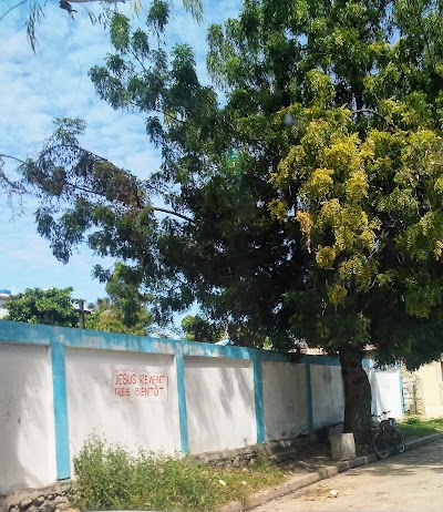 Photos of Cimeti&egrave;re De Mirebalais
