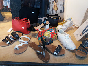 Photo n°30 de Les copines à Lesneven (Magasin de chaussures)