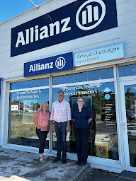 Photo n°12 de Allianz Assurance BLAYE ZONE COMMERCIALE - Arnaud CHASSAIGNE à Saint-Martin-Lacaussade (Compagnie d'assurance moto)
