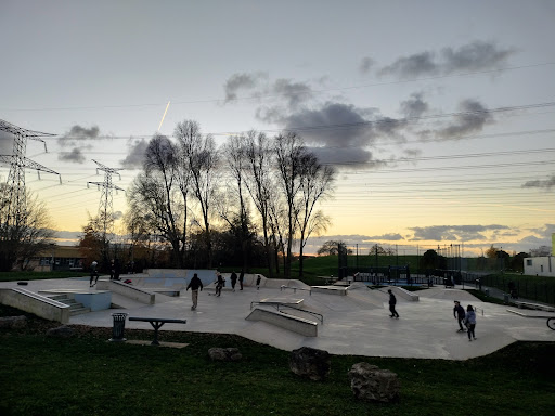Skatepark de Roissy-en-Brie by E2S Company