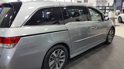 car-dealer