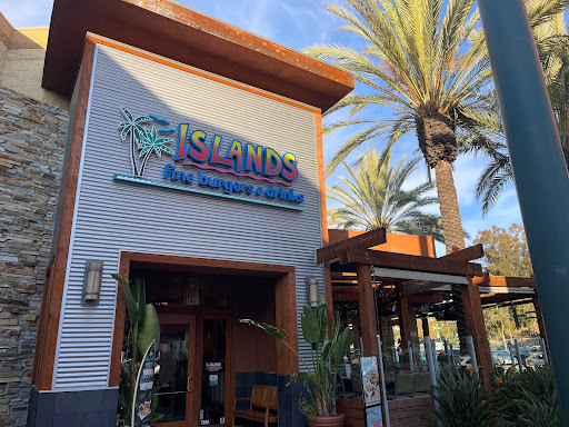 Islands Restaurant The Shops at Mission Viejo Logo