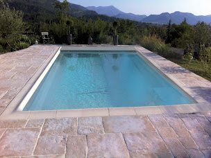 Photo n°16 de Piscines Aubagne Services à Aubagne (Magasin de matériel pour piscines)