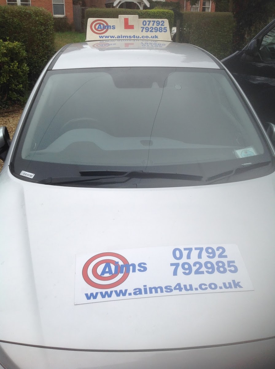 Andrews Independent Motoring School - Driving Instructors in Reading