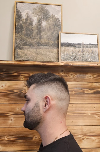 TAPERED MEN’S SALON SUITE - Thumbnail