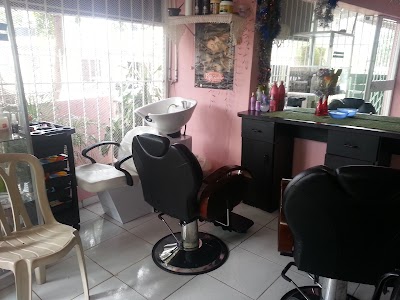 Photos of D' Carolina Sal&oacute;n