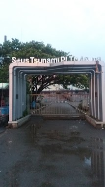 Tempat Parkir PLTD Apung, Author: Tatang Hermawan