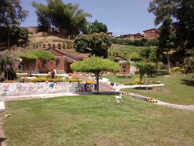 Photos of Juan XXIII Diocesan Educational Institution