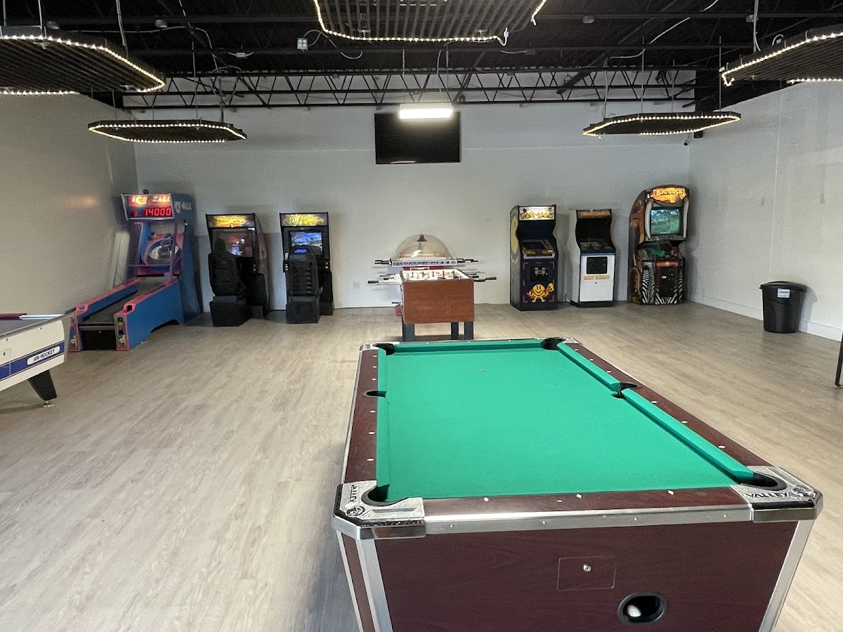 Westover Laundromat facility with washing machines in Morgantown