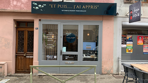 Et Puis... J'ai Appris Gallery - France
