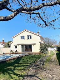 Photo n°1 de Axelle ITHURRALDE à Cestas (Agence immobilière)