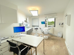 Photo n°14 de Docteur Sophie Malys à Rueil-Malmaison (Parodontiste)