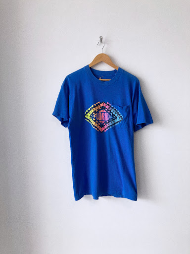 Resident Store - Visual